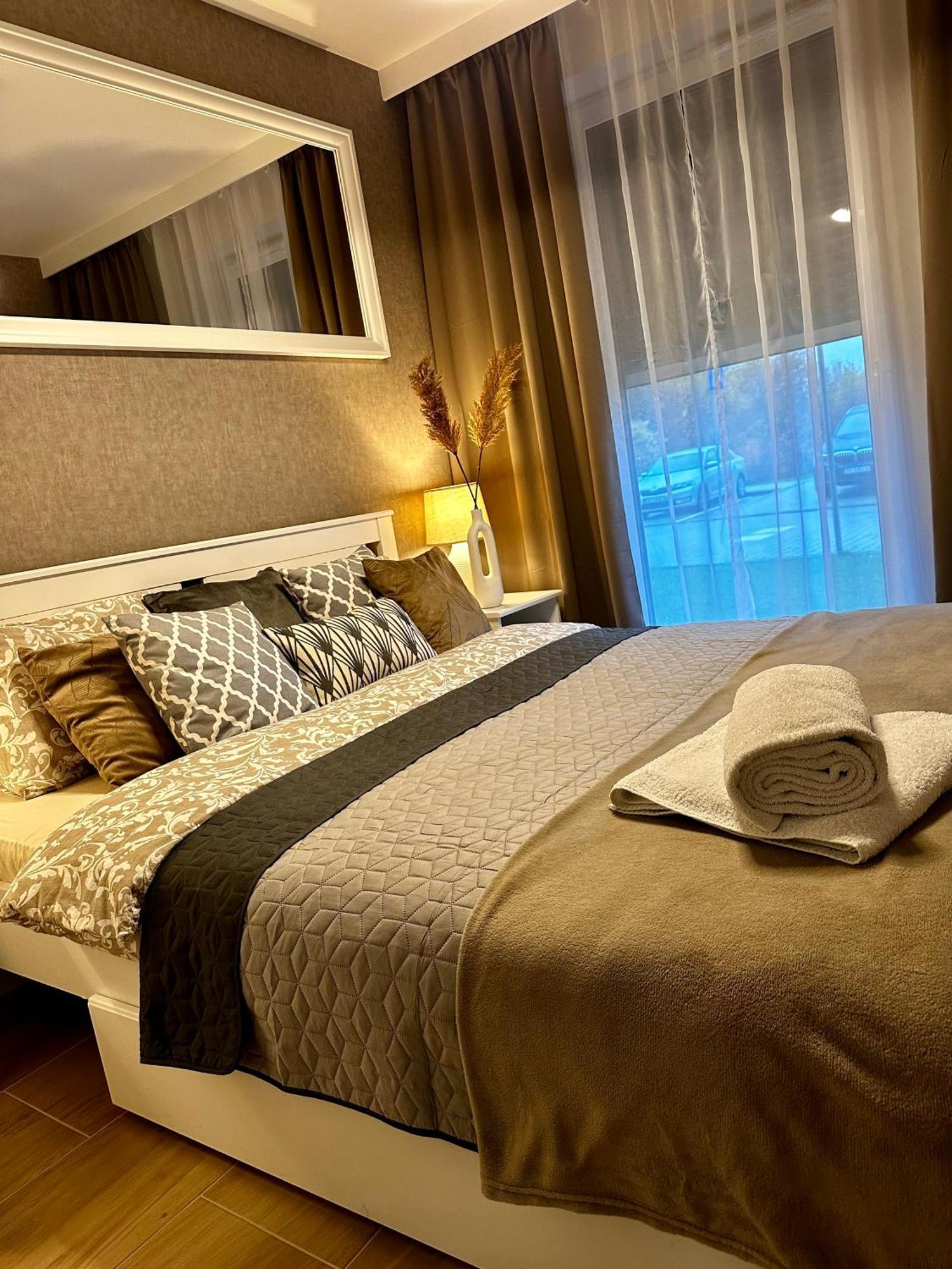Apartamenty Kielce- Apartament Rubin Przy Zalew Kielecki, Faktura, Parking, Centrum Εξωτερικό φωτογραφία