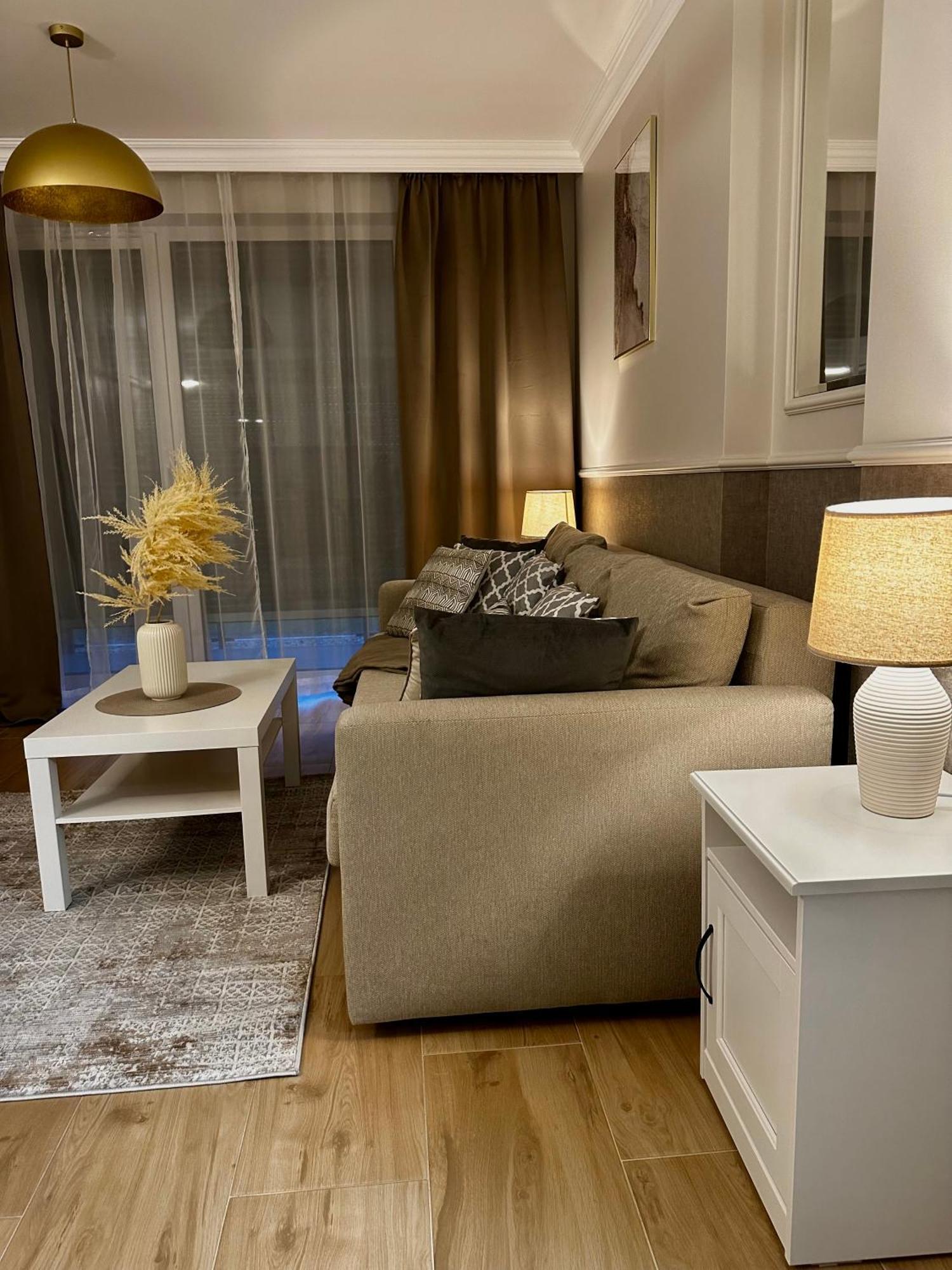 Apartamenty Kielce- Apartament Rubin Przy Zalew Kielecki, Faktura, Parking, Centrum Εξωτερικό φωτογραφία
